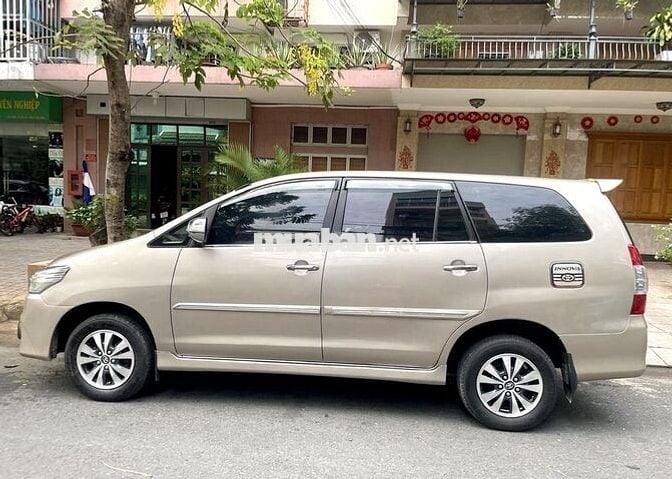 Toyota Innova 2016 2.0E xe gia đình Zin chính chủ