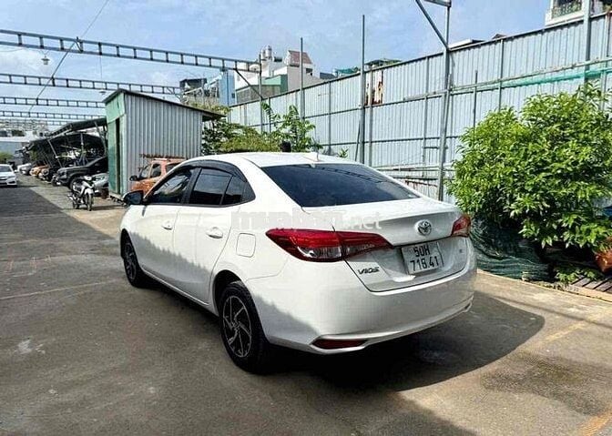 VIOS 1.5E 2021 SỐ SÀN ,BẢO HÀNH 1 NĂM HỖ TRỢ VAY