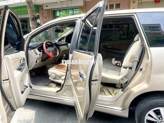 Toyota Innova 2016 2.0E xe gia đình Zin chính chủ