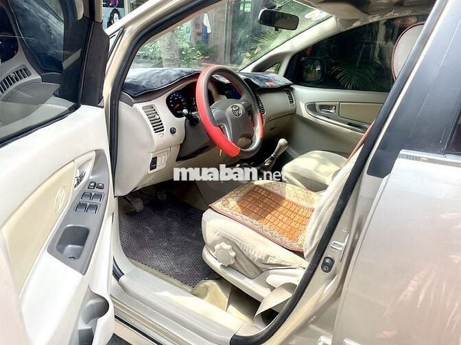 Toyota Innova 2016 2.0E xe gia đình Zin chính chủ