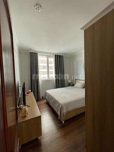 CÚ HIT LỚN TỪ CHỦ ĐẦU TƯ EUROWINDOW HOLDING