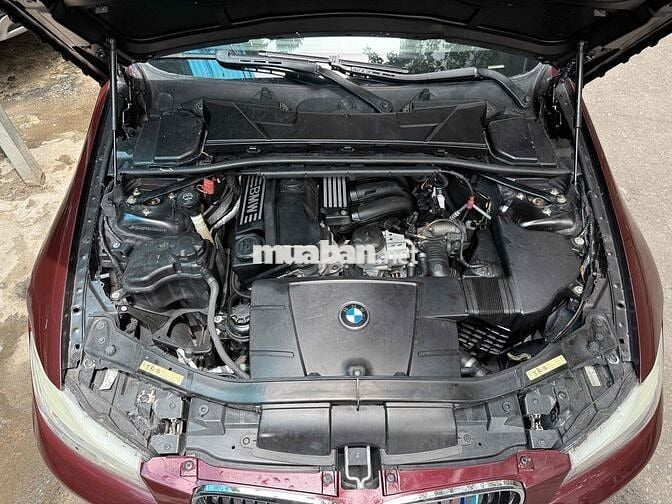 BMW 3 Series 2009 320i - nâu đỏ