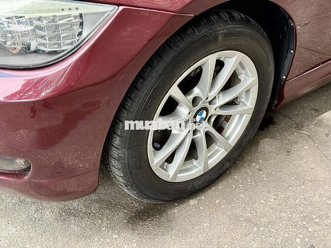 BMW 3 Series 2009 320i - nâu đỏ