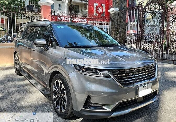 Kia Carnival 2022 Signature 2.2D - 13500 km