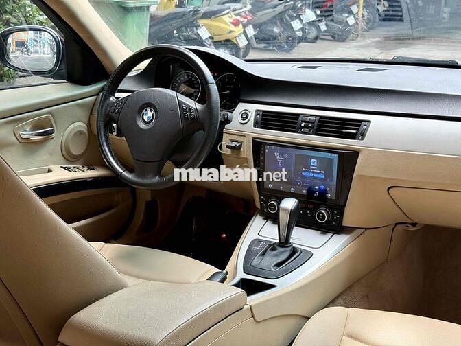 BMW 3 Series 2009 320i - nâu đỏ