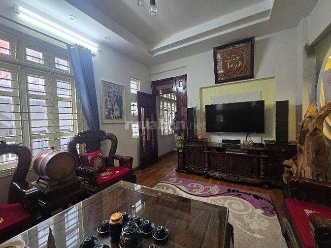 Bán nhà lô góc Cầu Giấy, nở hậu, 50m2, 5 tầng, gara ôtô, giá 19,3 tỷ