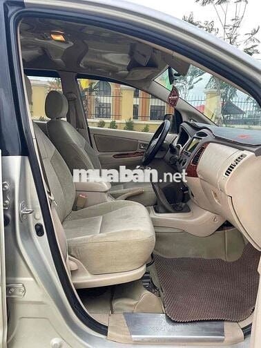 Toyota Innova 2007 G - 185000 km