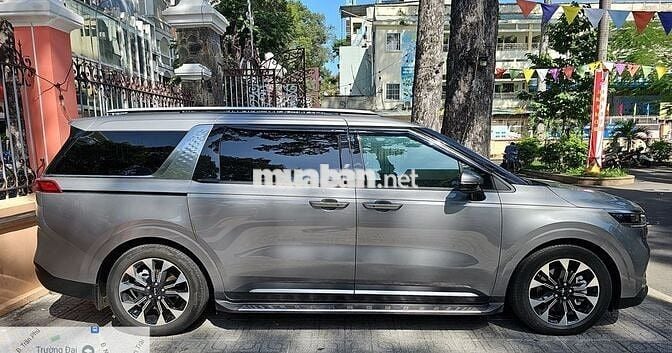 Kia Carnival 2022 Signature 2.2D - 13500 km