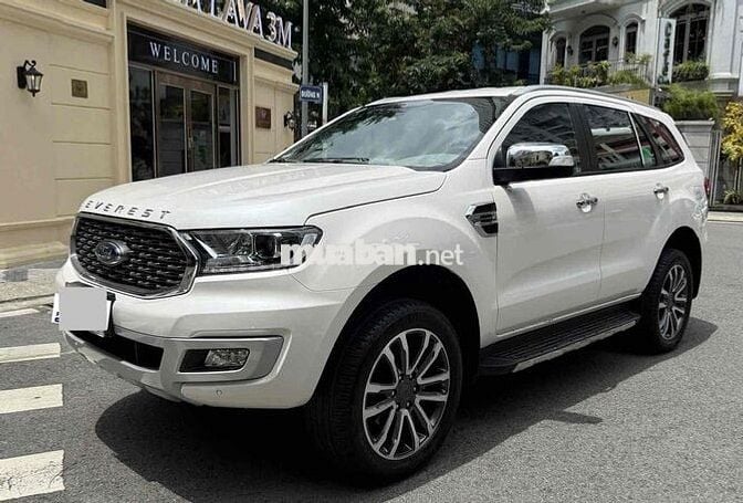 Ford Everest 2022 Titanium 2.0L AT 4x2 - 11000 km