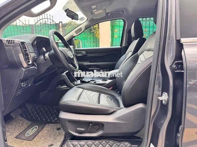 Ford Everest 2022 Ambiente 2.0L 4x2 AT - 61000 km