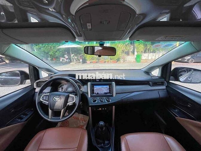 Toyota Innova 2017 - Số sàn 22.258km
