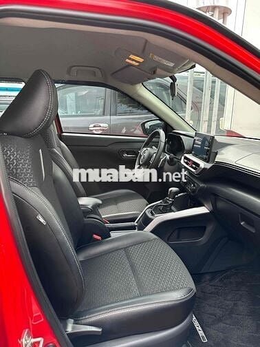Toyota Raize 1.0Turbo 2023 xem xe còn thương lượng
