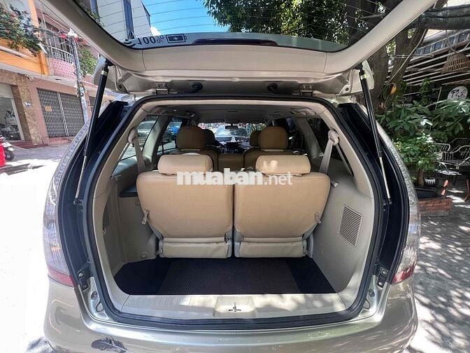 Mitsubishi Grandis 2008 2.4 AT fom moi - 123456 km
