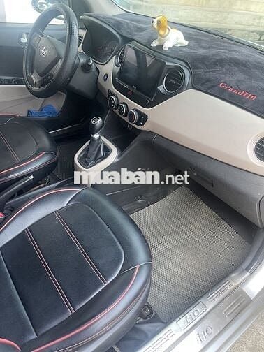 Hyundai Grand i10 2018 Sedan 1.2 MT - 90000 km