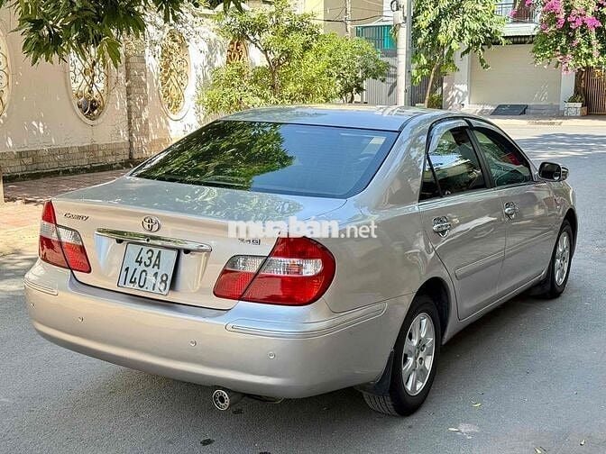 Toyota Camry 2003 2.4G MT nội thất nỉ zin