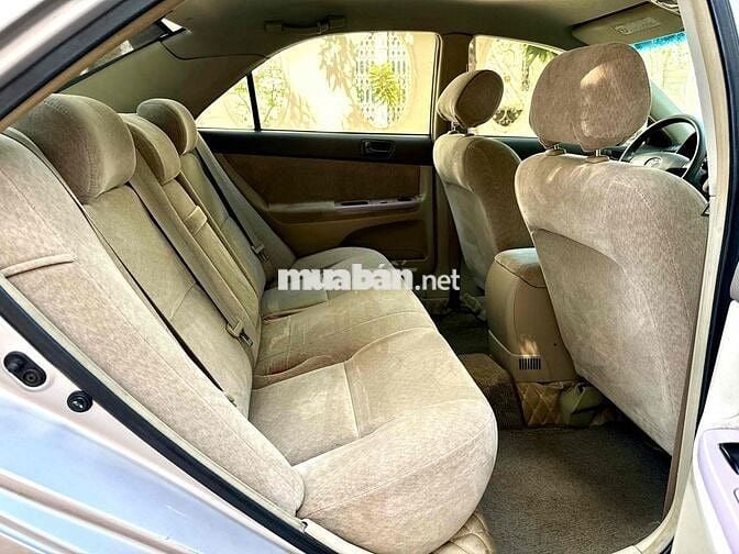 Toyota Camry 2003 2.4G MT nội thất nỉ zin