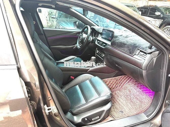 Mazda 6 2017 2.0L Premium - 96000 km