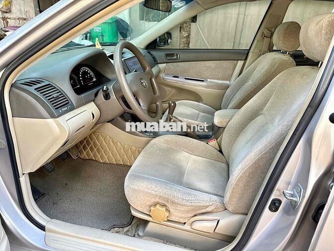 Toyota Camry 2003 2.4G MT nội thất nỉ zin
