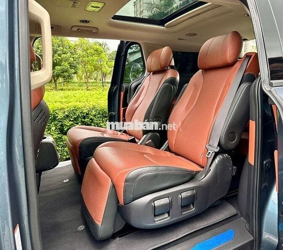 Kia Carnival 2022 3.5G Signature 7 chỗ - 48000 km