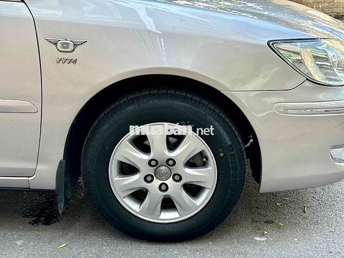 Toyota Camry 2003 2.4G MT nội thất nỉ zin