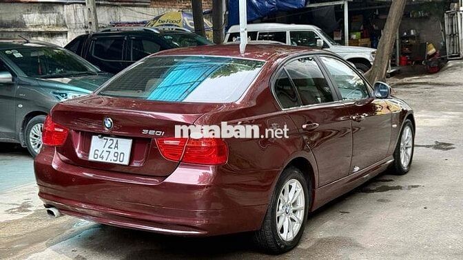 BMW 3 Series 20***00 km