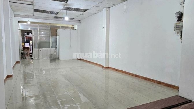 Nhà em có mặt bằng tầng trệt MT đường 3/2 , P14, Q.10. DT: 4.5m x 16m