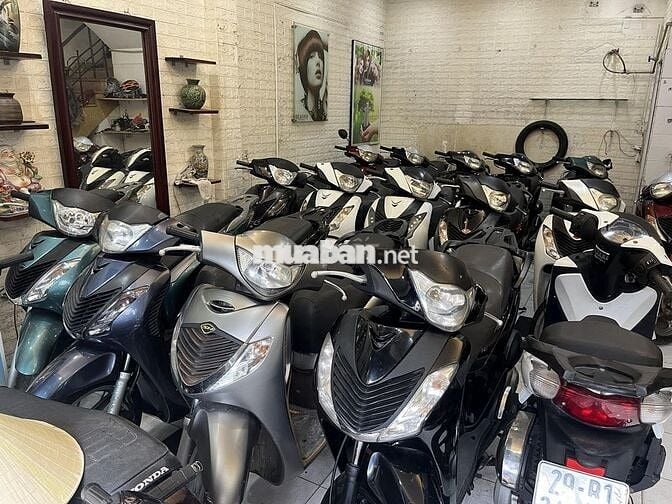 Bán xe sh nhập ý các đời.
