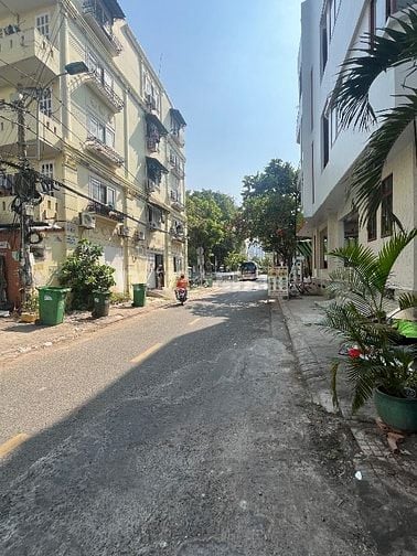 Bán lô đất đường Châu Thị Hoá P4Q8. DT 4x20m