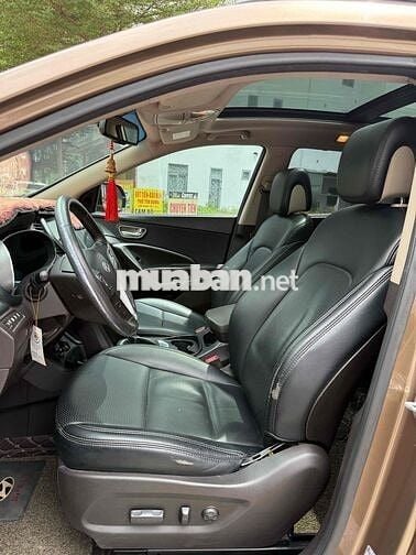 Hyundai Santa Fe 2017 2.2L full dầu xe đẹp zin êm