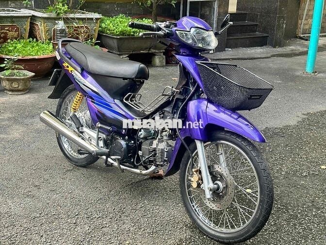 Xe nhà làm, cần nhường lại cho ai có đam mê hơn!