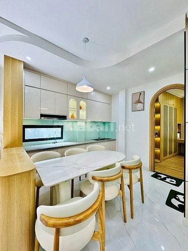 Bán gấp nhà 2 lầu Ngay Phố Ẩm Thực Phan Xích, P5, Phú Nhuận. Giá 2Tỷ45