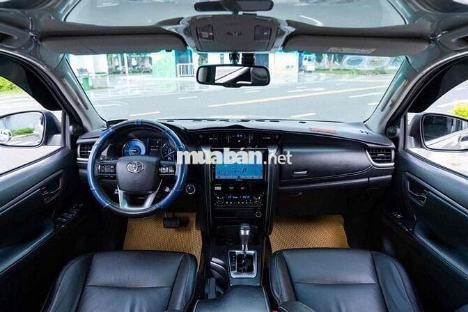 Toyota Fortuner 2022 2.4 4x2 AT - 55000 km