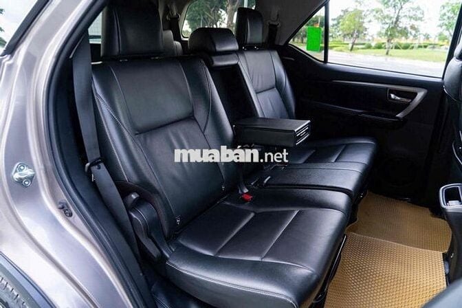 Toyota Fortuner 2022 2.4 4x2 AT - 55000 km