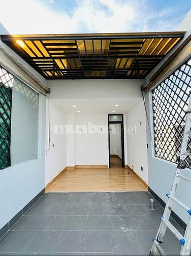 Hẻm xe hơi CMT8 5Tầng,3PN,Thang Máy,Nhà Mới,Gần Chợ ,Công Viên,Trường 