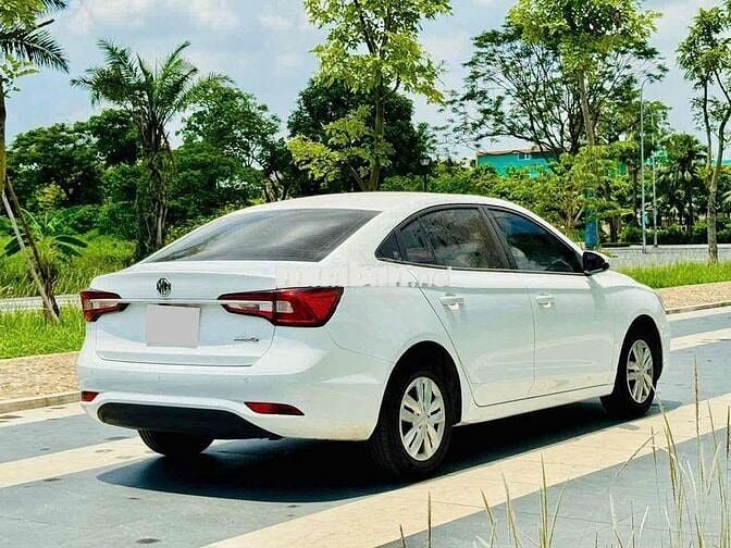 MG 5MT sx 2024 - 14000 km
