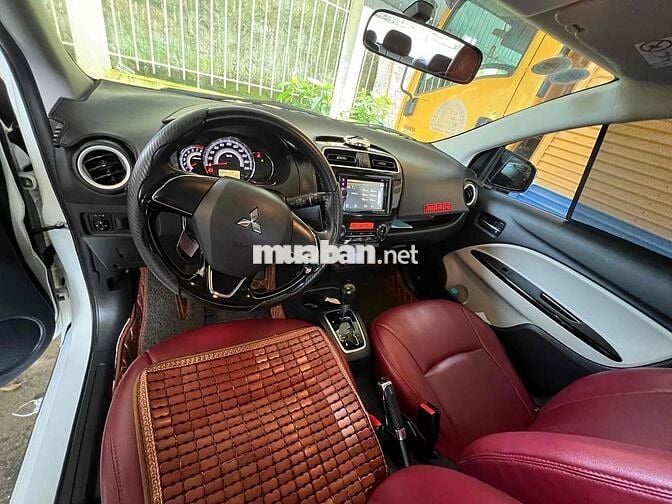 Mitsubishi Mirage 2017 1.2 CVT - 960000 km