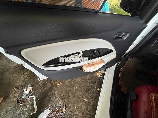Mitsubishi Mirage 2017 1.2 CVT - 960000 km