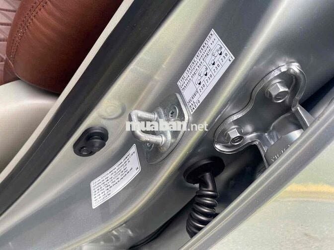 Toyota Innova 2015 - 130000 km