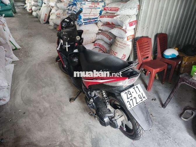 E lên đời cần bán xe máy