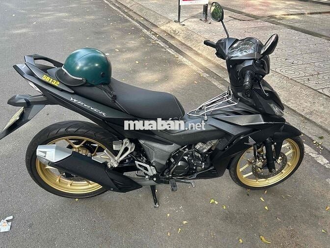 winer v1 2019 bản đen nhám