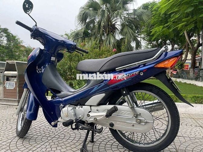 Xe Future 2002 xanh dương