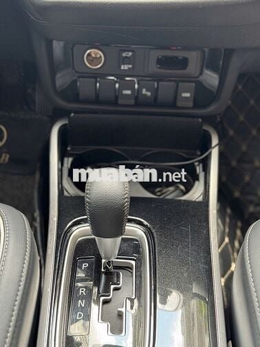 Mitsubishi Outlander 2.0 Premium 2022
