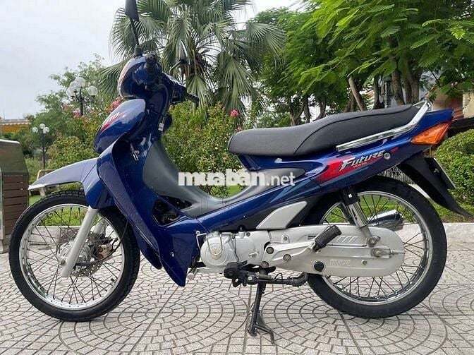Xe Future 2002 xanh dương