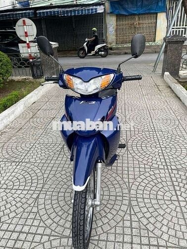 Xe Future 2002 xanh dương