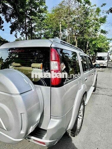 Ford Everest 2011, máy dầu,số tự động, bản LIMITED
