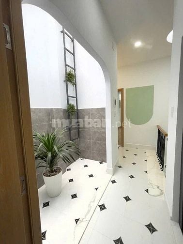 Bán nhà gấp đường Gò Dầu, DT 4mx14m, 1 lầu, nhà đẹp, giá 5.95 tỷ (TL)