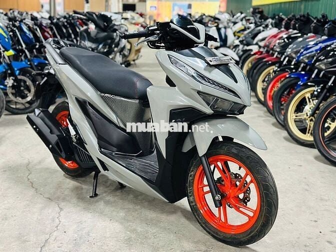 XE MÁYTHANH TÙNG_VARIO 150 XÁM XI MĂNG MÁY ZIN