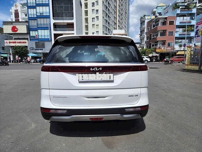 Carnival phiên bản cao nhất signature Full option