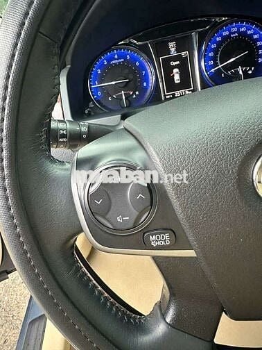 54 2015 2.5G - 99999 km
