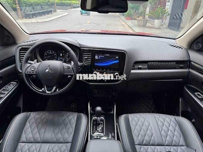 Mitsubishi Outlander 2.0 Premium 2022